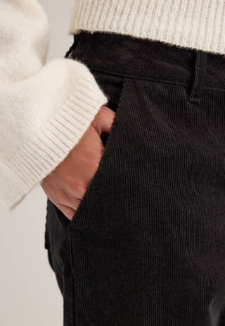 Mid Waist Corduroy Barrel Trousers Black