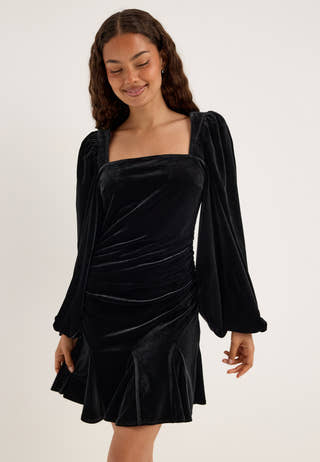 Flared Velvet Short Dress Black