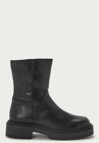 Leather Chelsea Boots