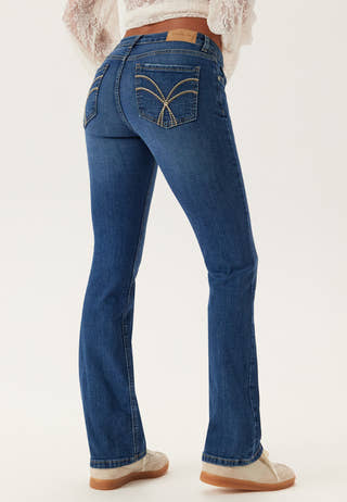 Low Embroidery Pocket Jeans