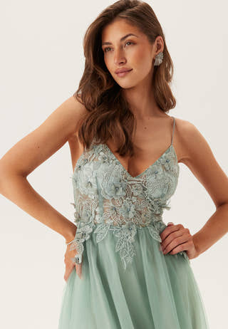 Floral tulle Gown