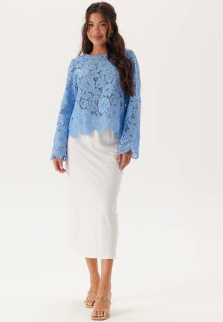 Scalloped Edge Lace Blouse