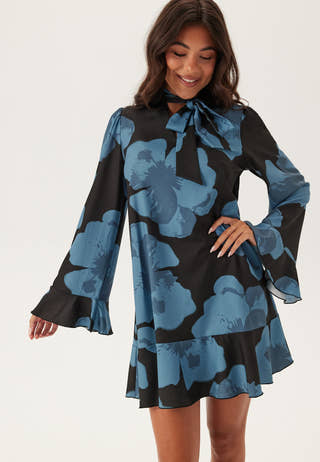 Scarf L/S Dress