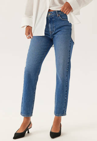 Slim Ankle Jeans