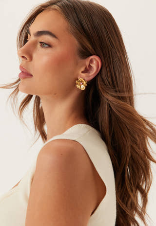 Daisy Earring Celebration