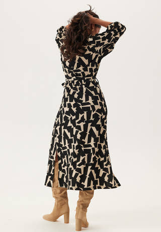 Structured Puff Sleeve Midi Dress