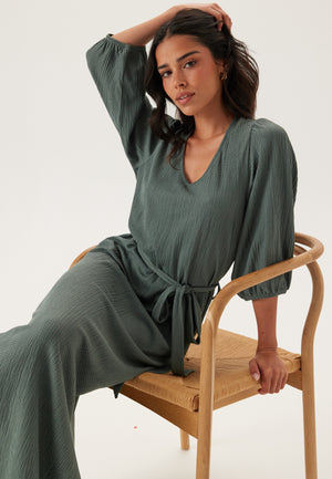 Structured Puff Sleeve Midi Dress