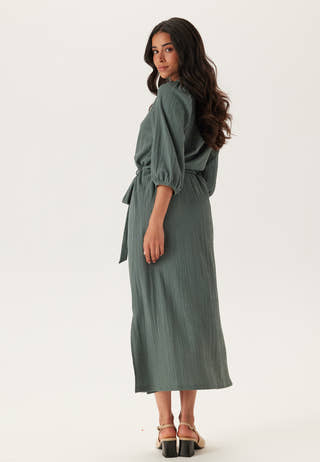 Structured Puff Sleeve Midi Dress