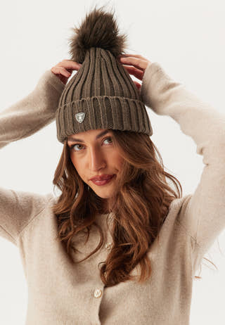 Pom Pom Hat